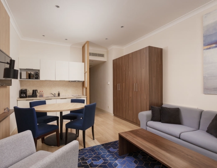 Люкс Гранд с рабочим кабинетом - Отель Courtyard Marriott Sochi Krasnaya Polyana / Кортъярд Марриотт Сочи Красная Поляна