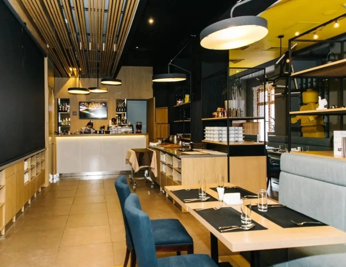 Ресторан «Green&Grill»  - Отель Courtyard Marriott Sochi Krasnaya Polyana / Кортъярд Марриотт Сочи Красная Поляна