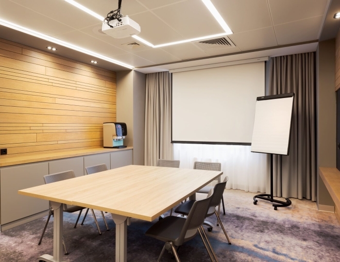 Конференц – зал МИЛАН  - Отель Courtyard Marriott Sochi Krasnaya Polyana / Кортъярд Марриотт Сочи Красная Поляна