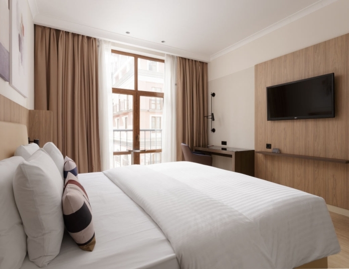 Стандарт с одной двуспальной кроватью - Отель Courtyard Marriott Sochi Krasnaya Polyana / Кортъярд Марриотт Сочи Красная Поляна